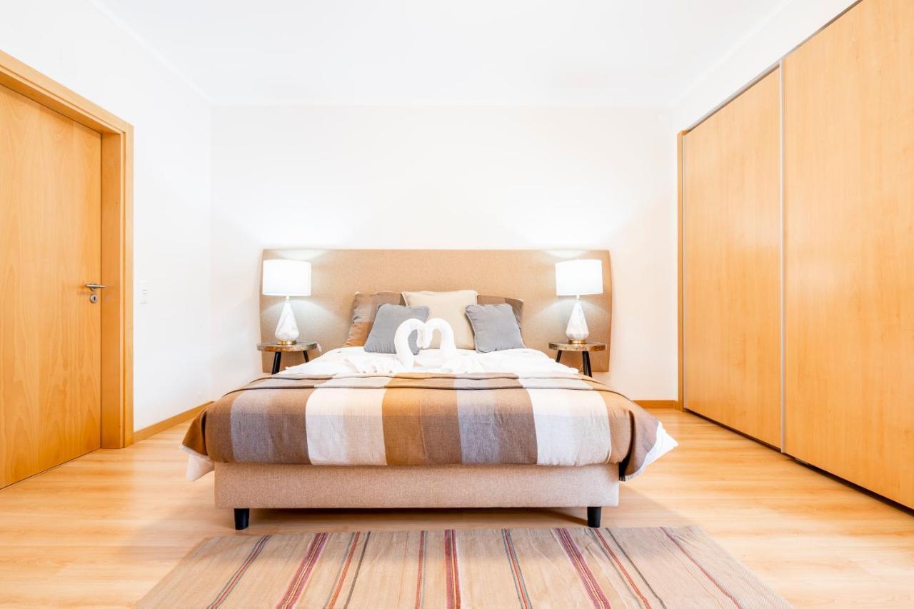 Oceanfront: Luxury Spectacular Sea Views And Pool Apartment Olhao Luaran gambar